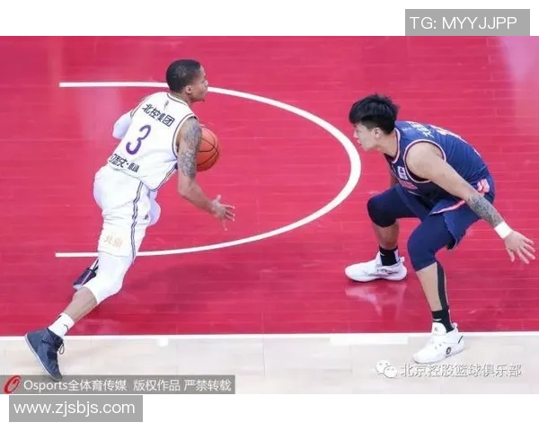 成都羽毛球队包夹战术的创新与发展探讨 成都羽毛球队包夹战术的创新与发展探讨